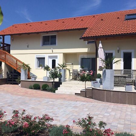 Leiner Apartman Hévíz Szoba fotó