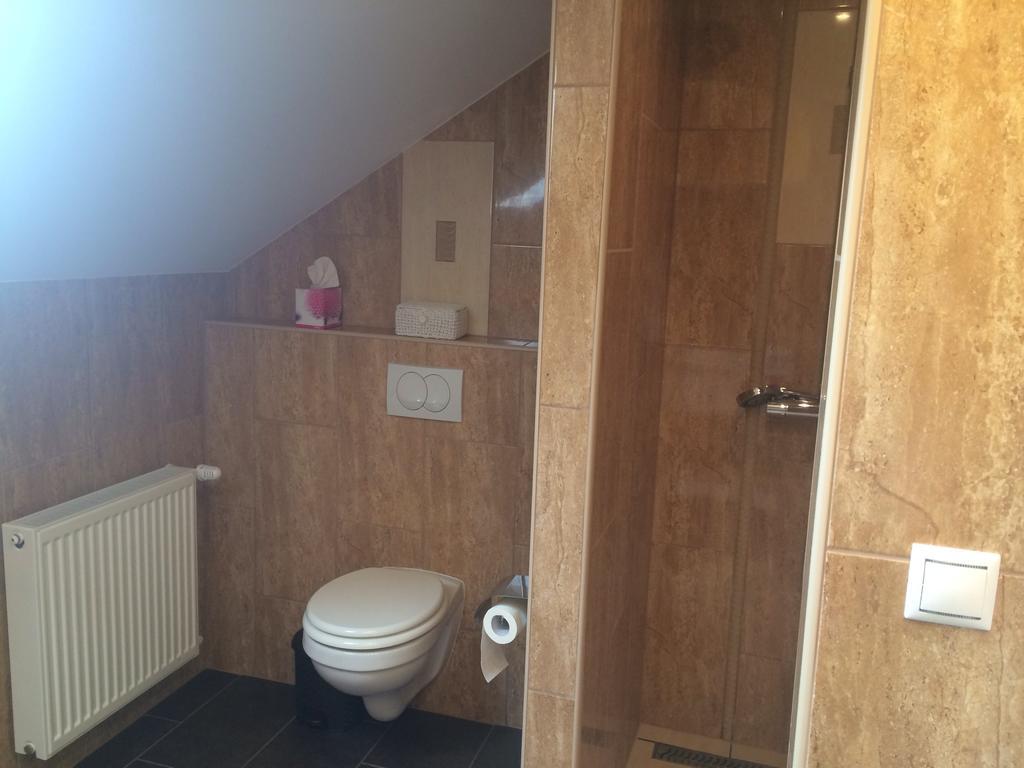 Leiner Apartman Hévíz Szoba fotó