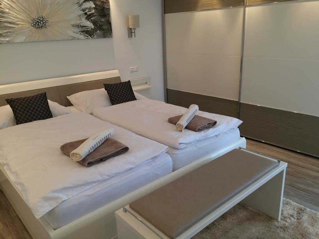 Leiner Apartman Hévíz Szoba fotó